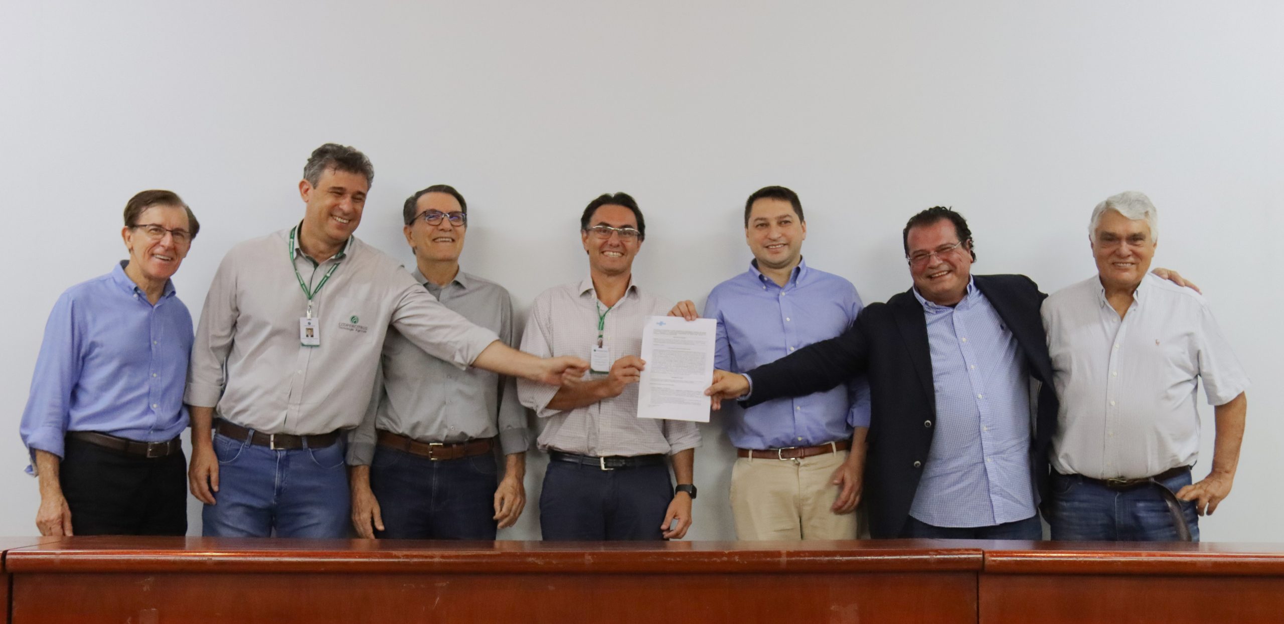 Coopercitrus e Sebrae fecham parceria para desenvolvimento do produtor rural